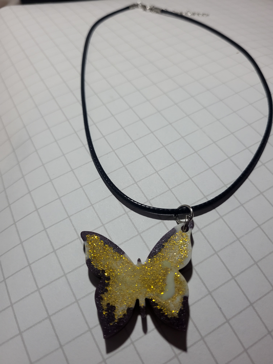 Collier Papillon Scintillant Jaune et Violet